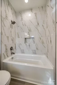 424 Rhyne Circle, Gastonia, NC - Bathroom of Single Family home inspiration gallery