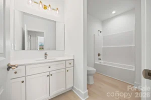 634 guest bath | 7 Reasons to Explore The Enclave Townhomes in Gastonia, NC |